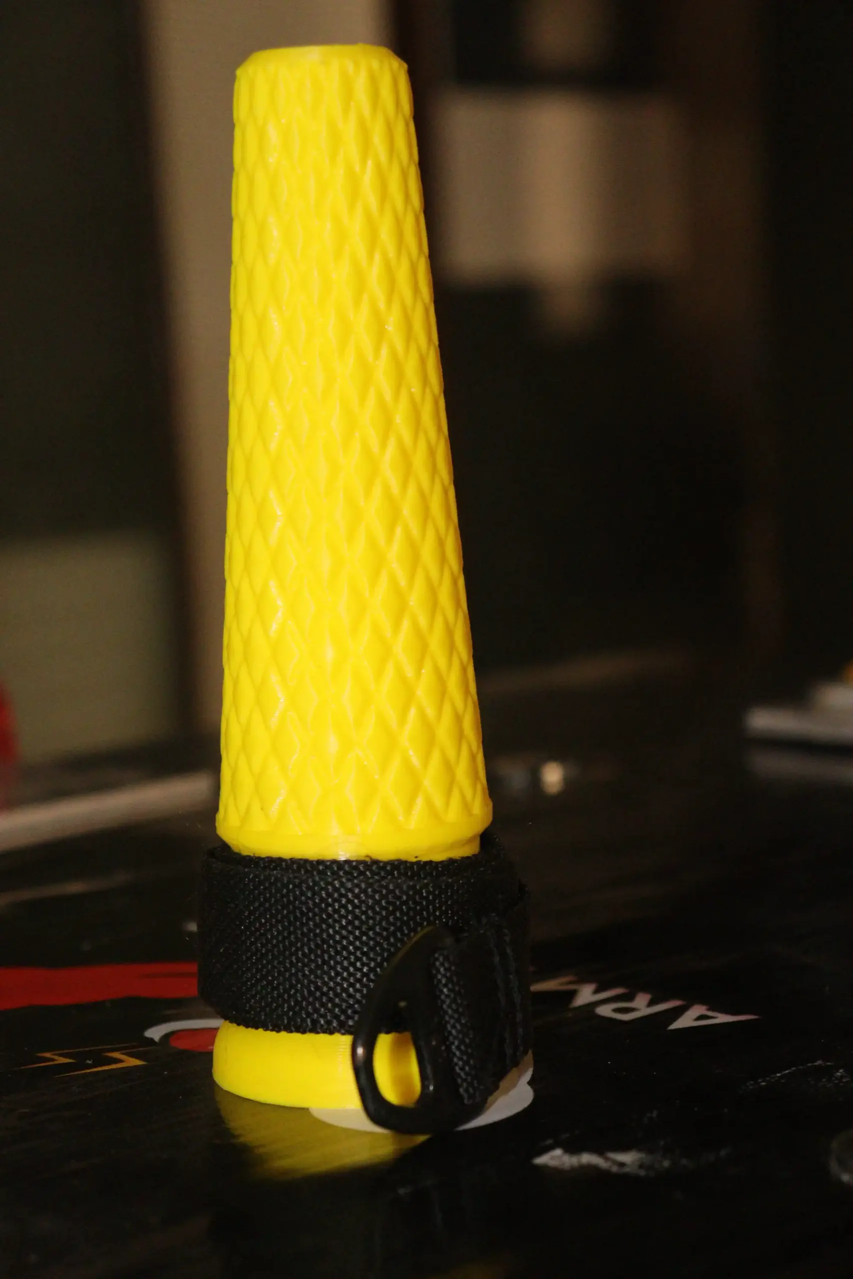 40mm Conical grip with strap - Image 2